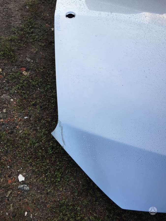 Mercedes-Benz E klasė hood (front, rear)