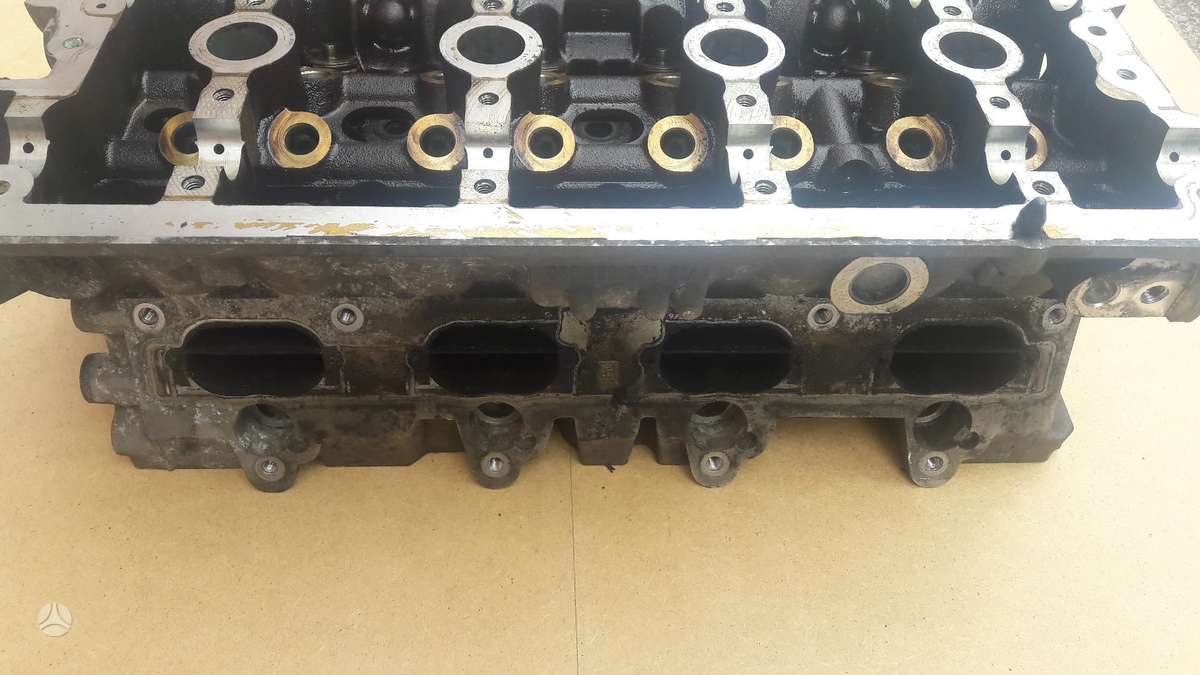 Volkswagen Golf, AXW, variklio detalės
