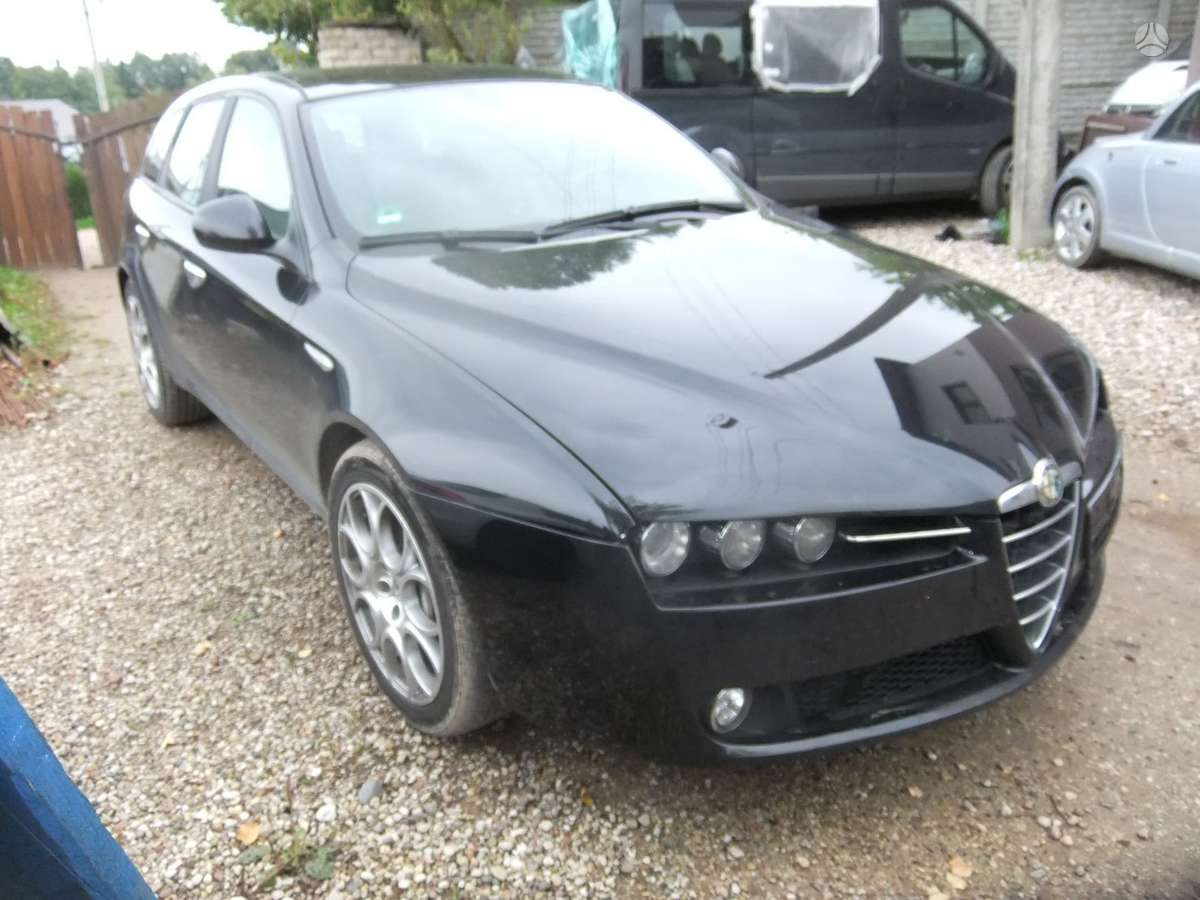 Alfa Romeo 159