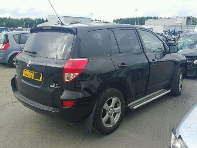 Toyota RAV4 по частям