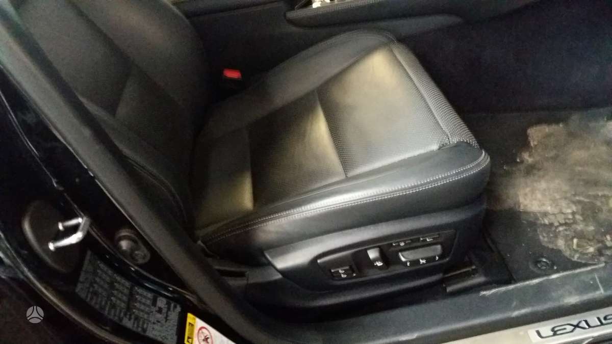 Lexus GS klasė Dalimis is anglijos