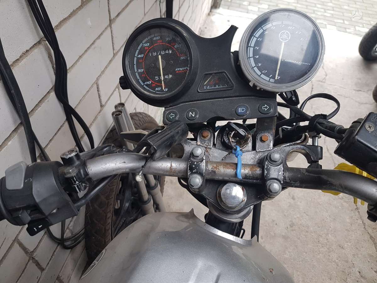 Yamaha YBR, street / klasikiniai