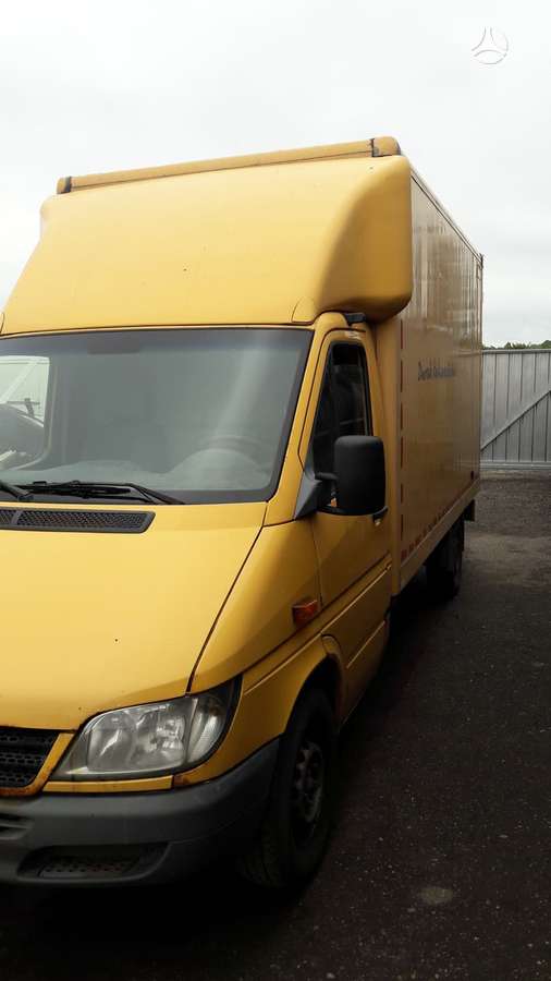 Mercedes-Benz Sprinter, cargo vans