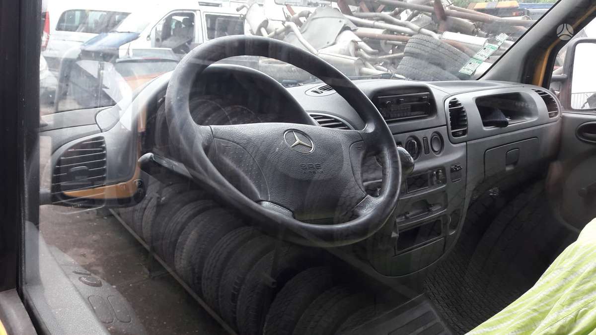 Mercedes-Benz Sprinter, cargo vans