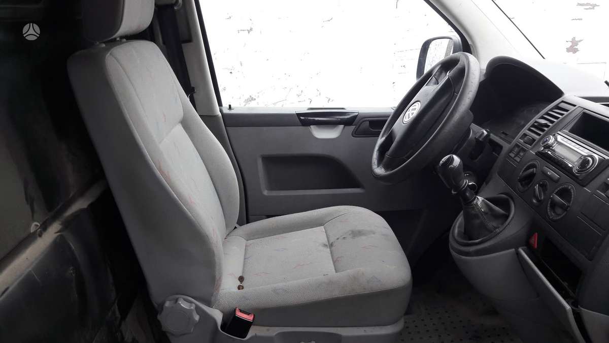 Volkswagen Transporter, cargo vans