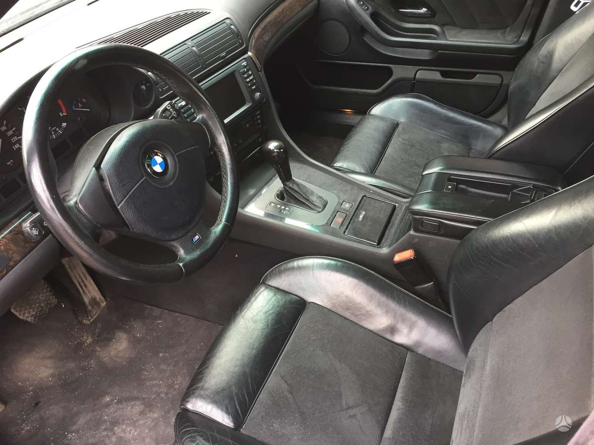 BMW 730 по частям. 730d dalimis