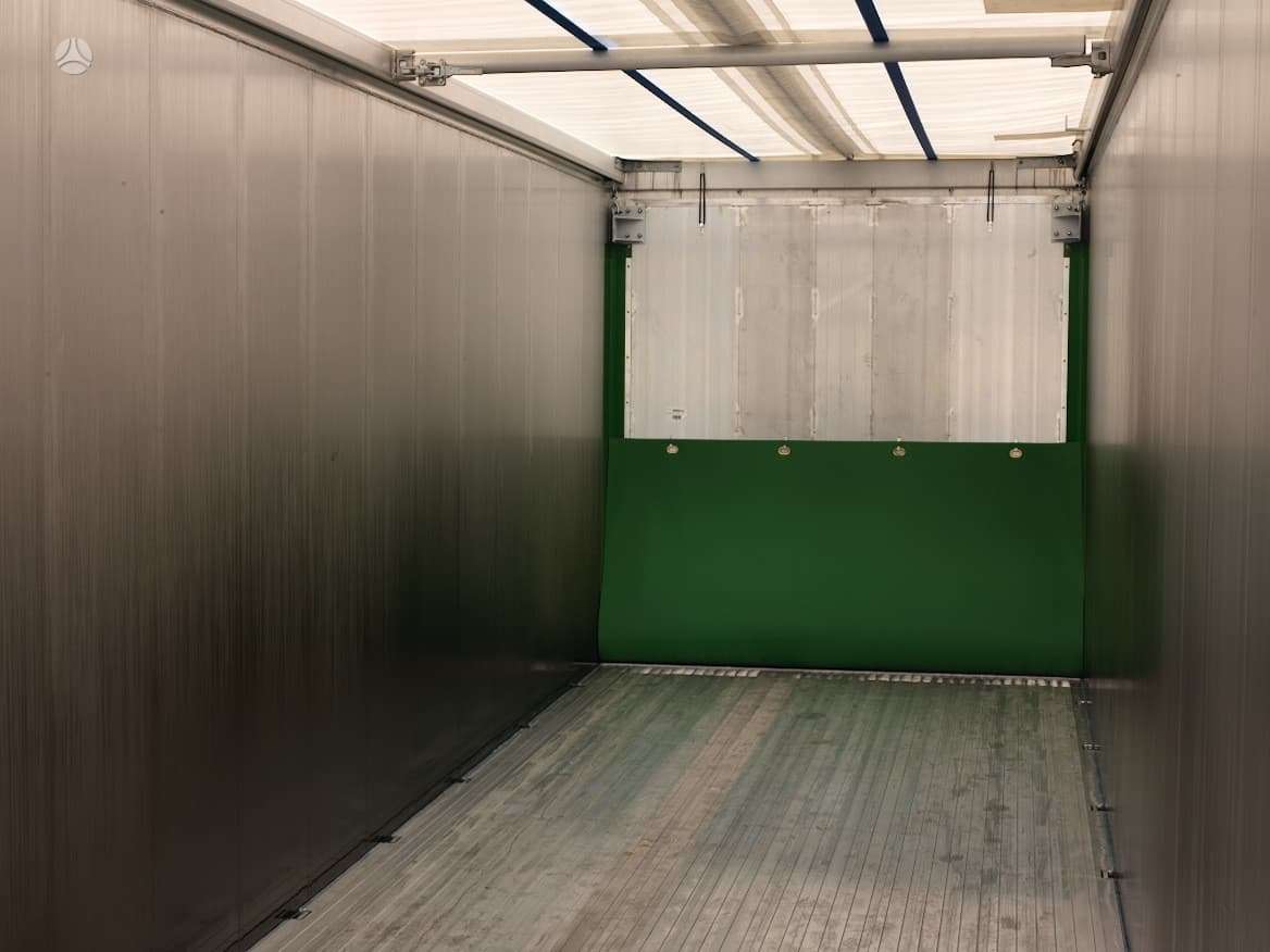 Stas CargoFloor, su slankiojančiomis grindimis