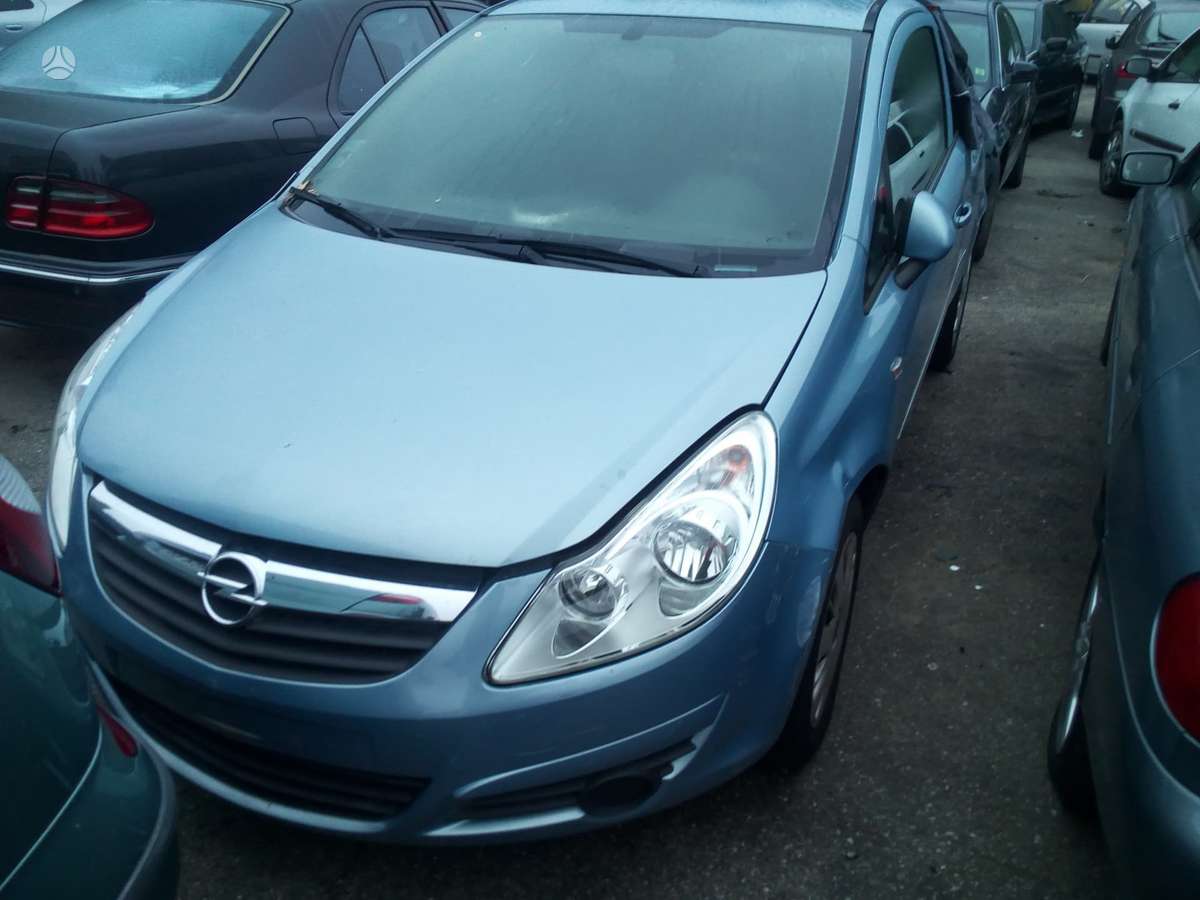 Opel Corsa 37069885048
