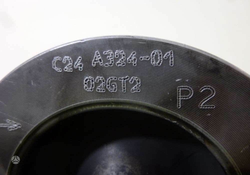 Land Rover Evoque crankshaft, pistons