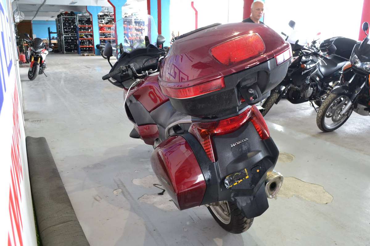 Honda NT, touring / sport touring