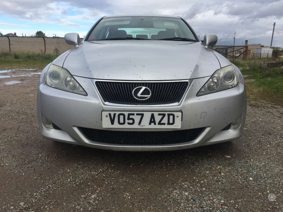 Lexus IS 220 Uab dauknora telefonas pasiteirauti 37060290659 elektronini
