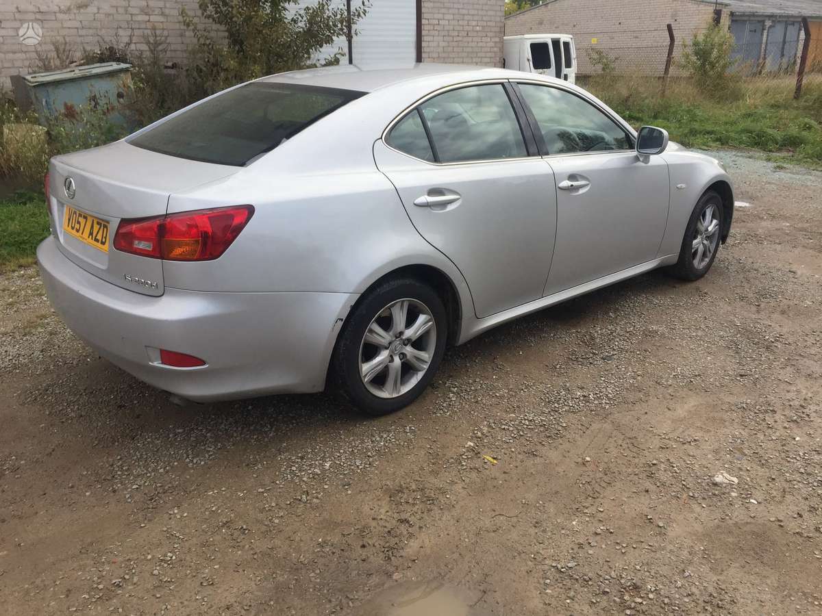 Lexus IS 220 Uab dauknora telefonas pasiteirauti 37060290659 elektronini