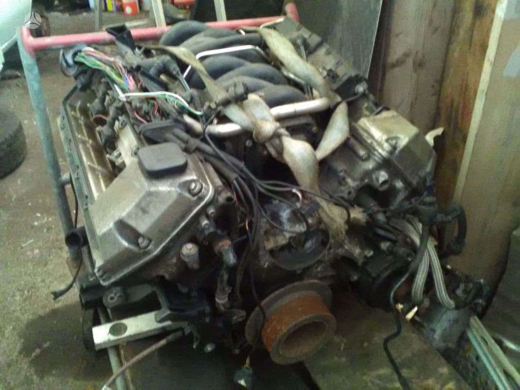 BMW X5, 448s2, engine parts