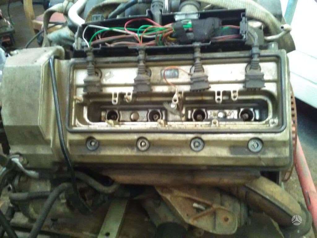 BMW X5, 448s2, engine parts