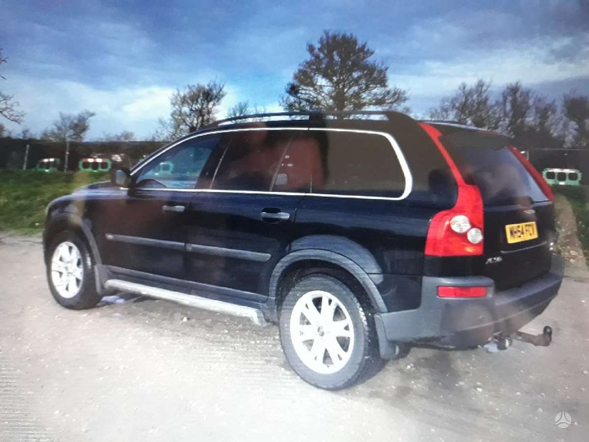 Volvo XC90 Galimas detaliu pristatymas
