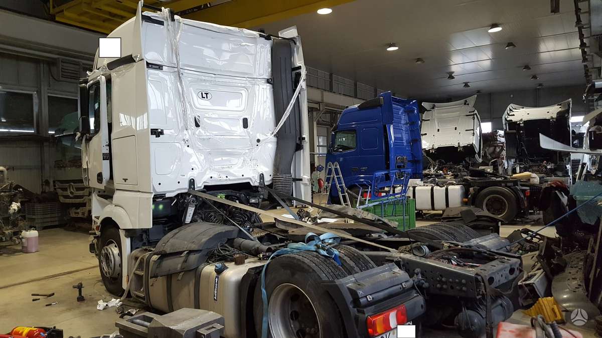 Mercedes-Benz Actros, тягачи