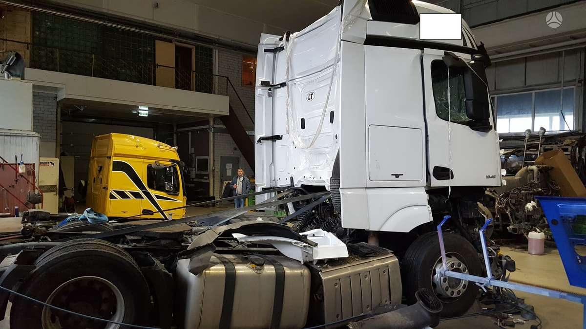 Mercedes-Benz Actros, тягачи