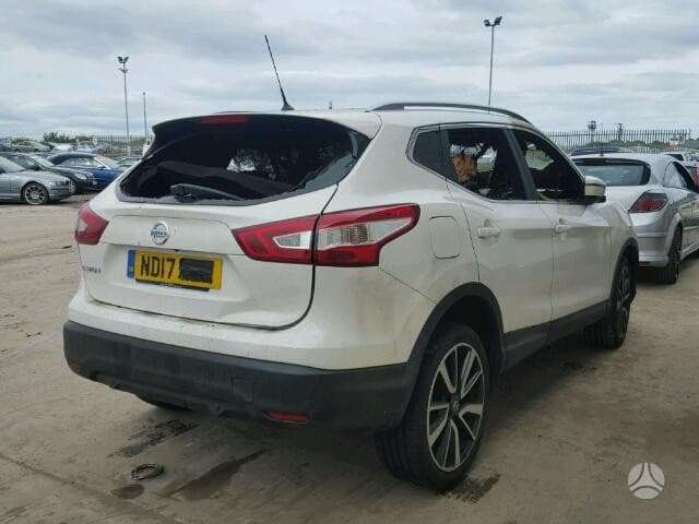 Nissan Qashqai по частям