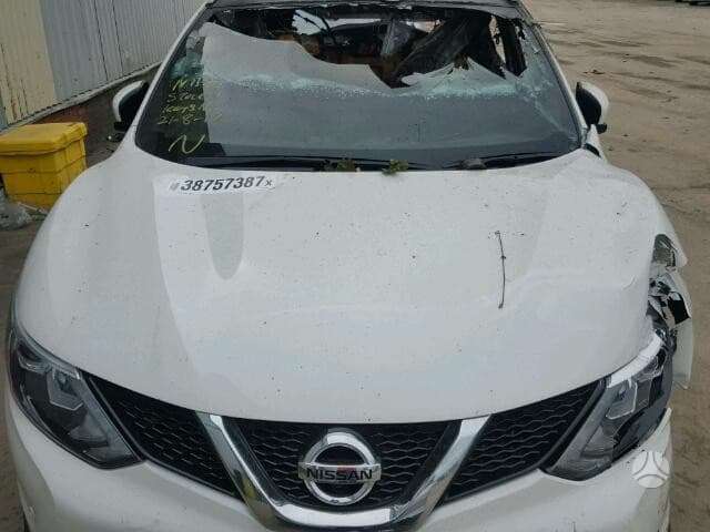 Nissan Qashqai по частям