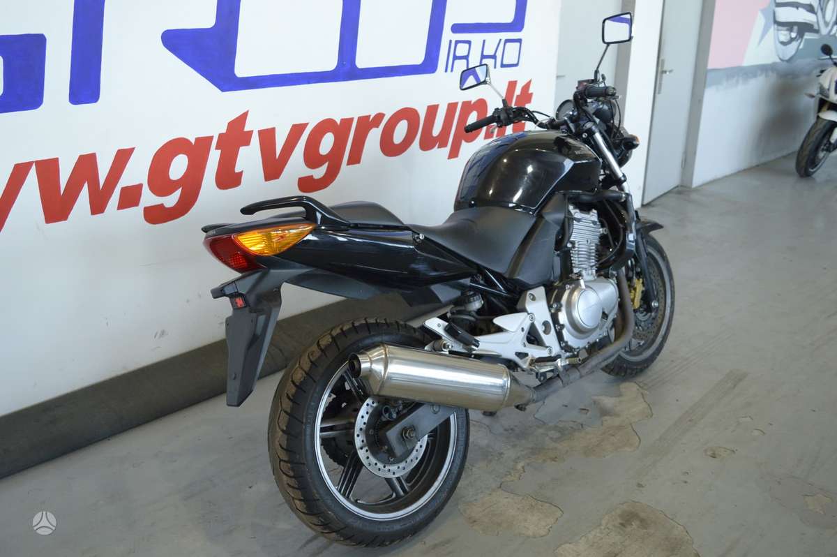 Honda CBF, street / classic