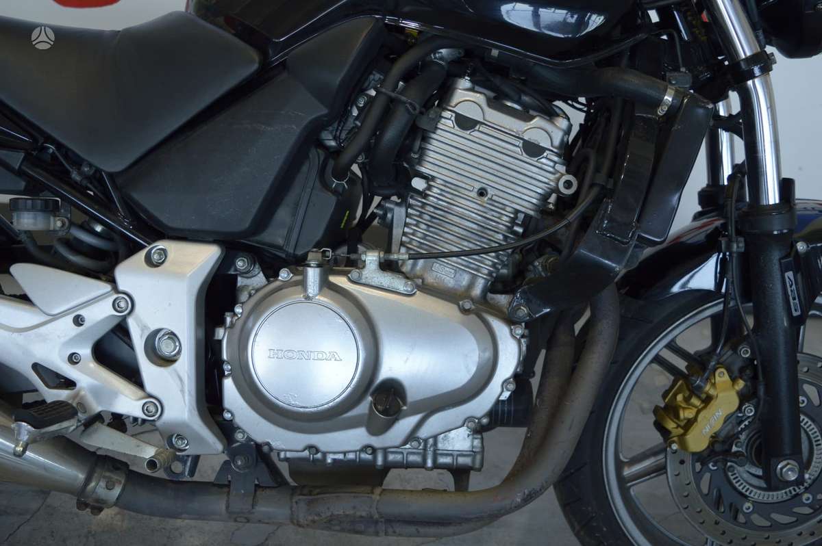Honda CBF, street / classic