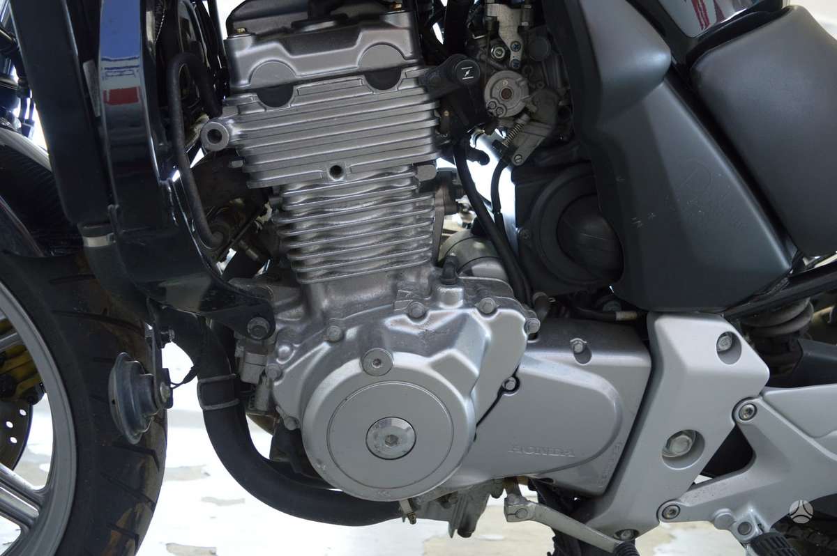 Honda CBF, street / classic
