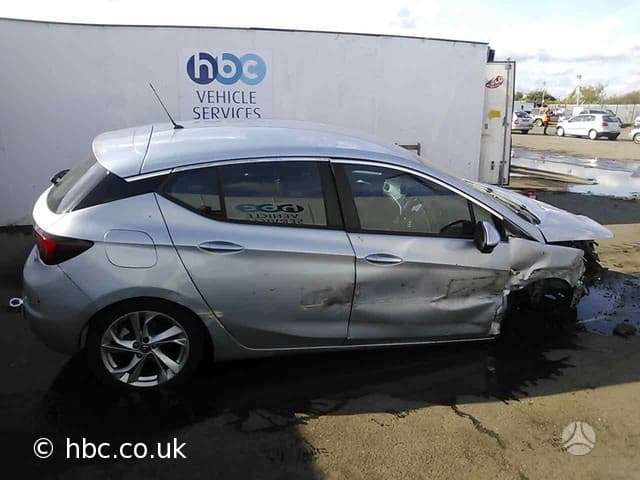 Opel Astra for parts