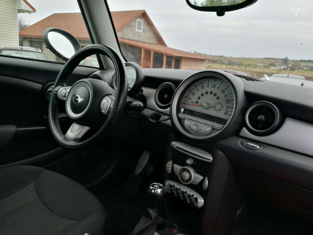 Mini Cooper по частям