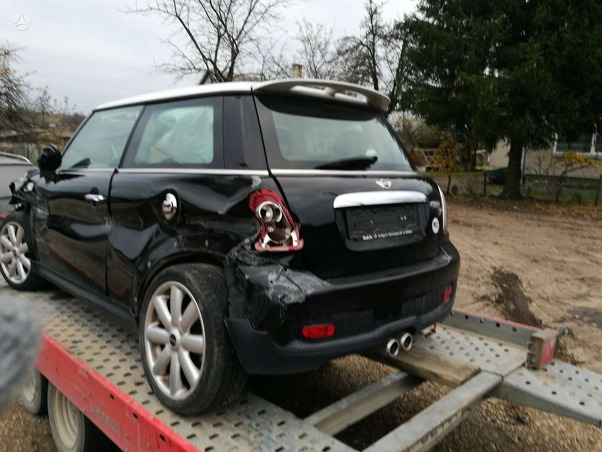 Mini Cooper по частям