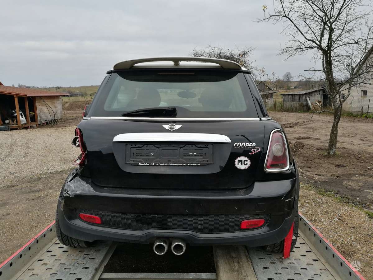 Mini Cooper по частям