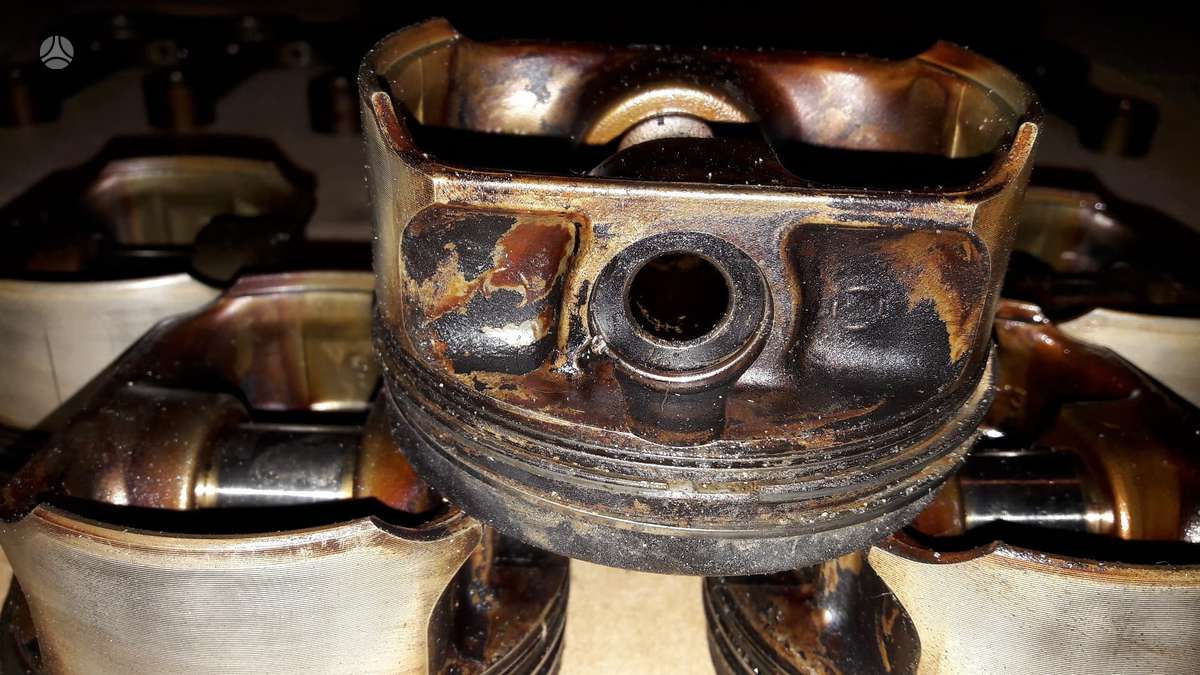 BMW X5, 448s2, engine parts