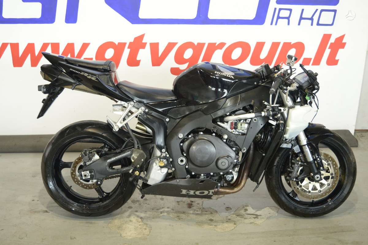 Honda CBR, sportiniai / superbikes