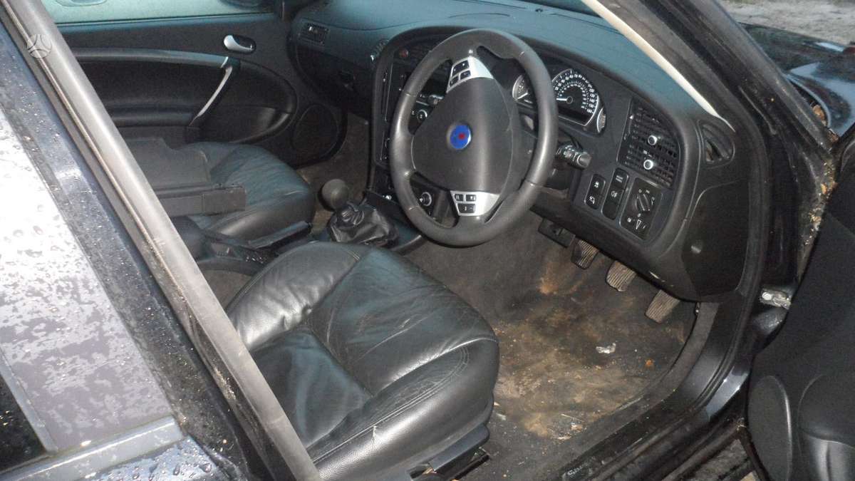 Saab 9-5 dalimis