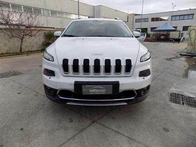 Jeep Cherokee dalimis