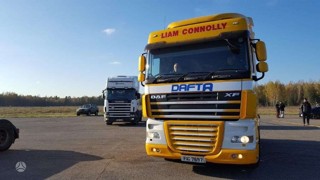 DAF 105 XF, vilkikai