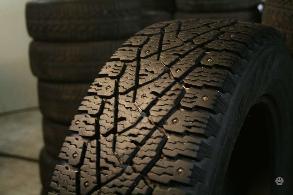 Nokian Hakapeliitta C3, winter 215/60 R17