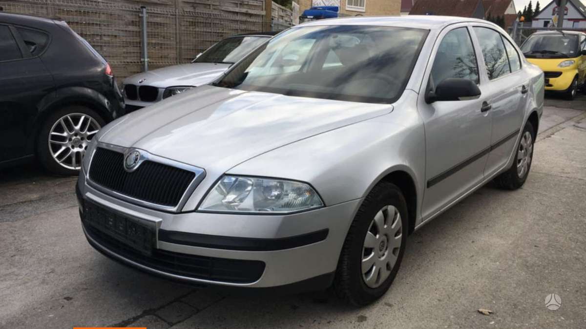 Skoda Octavia dalimis