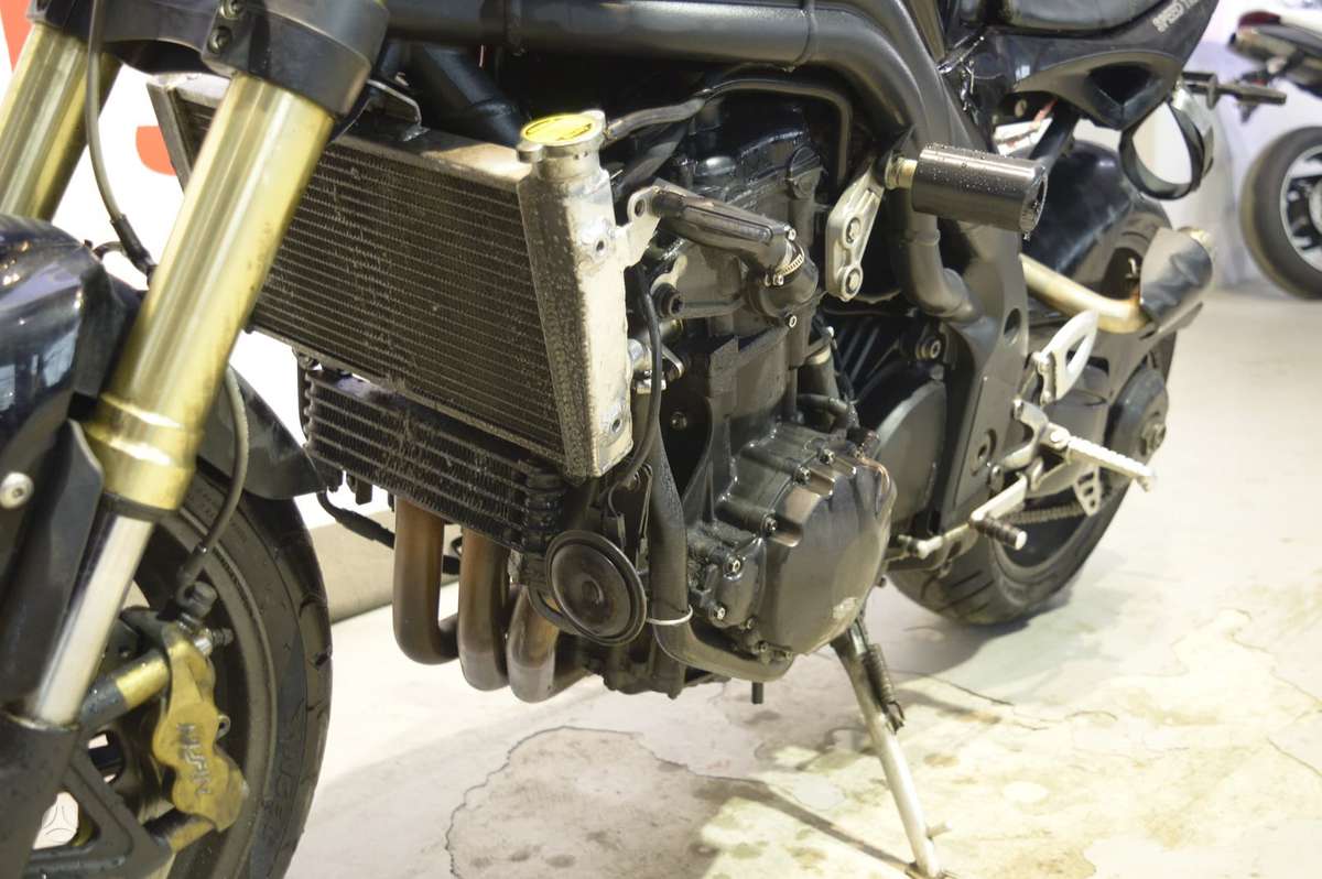 Triumph Speed Triple, street / classic