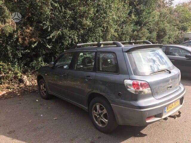 Mitsubishi Outlander по частям. 2 4 benzinas