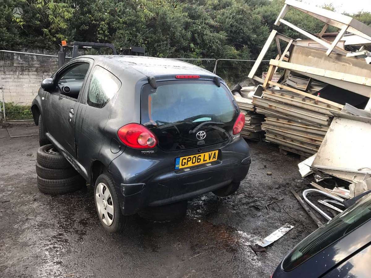 Toyota Aygo по частям