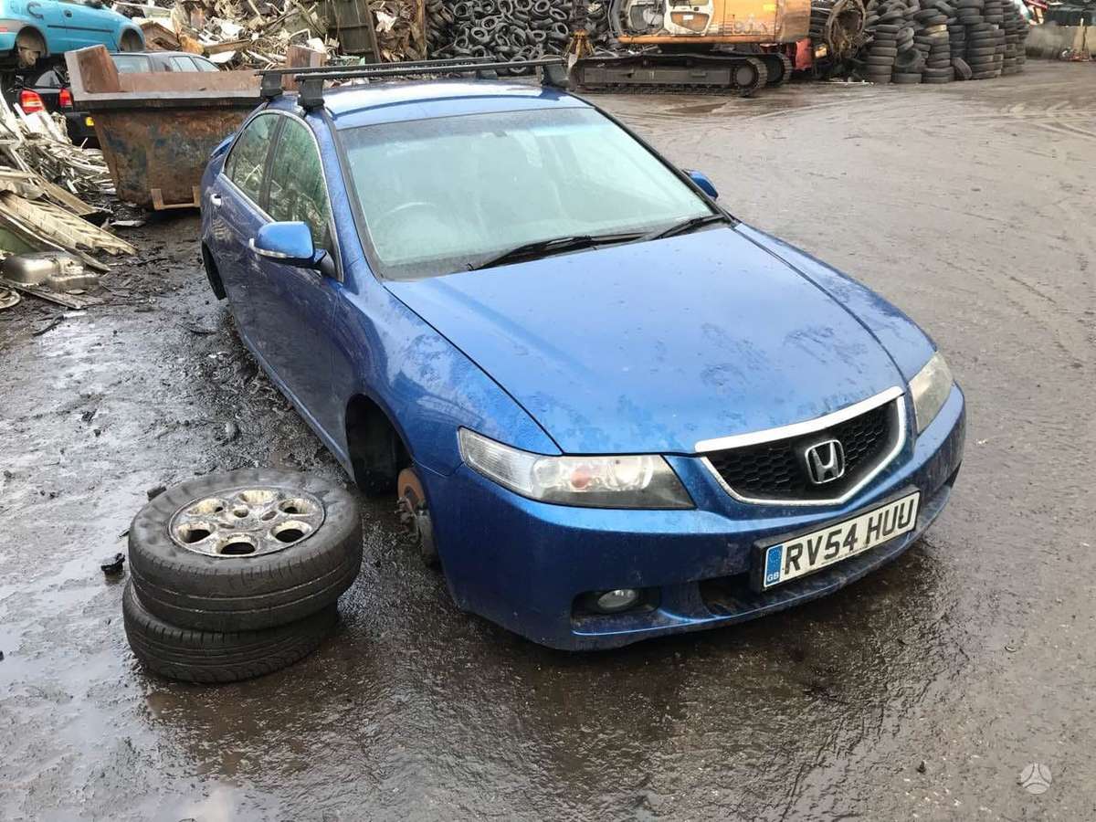 Honda Accord for parts