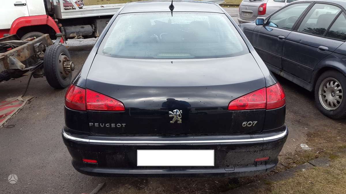Peugeot 607 for parts