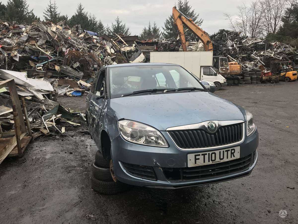 Skoda Fabia по частям