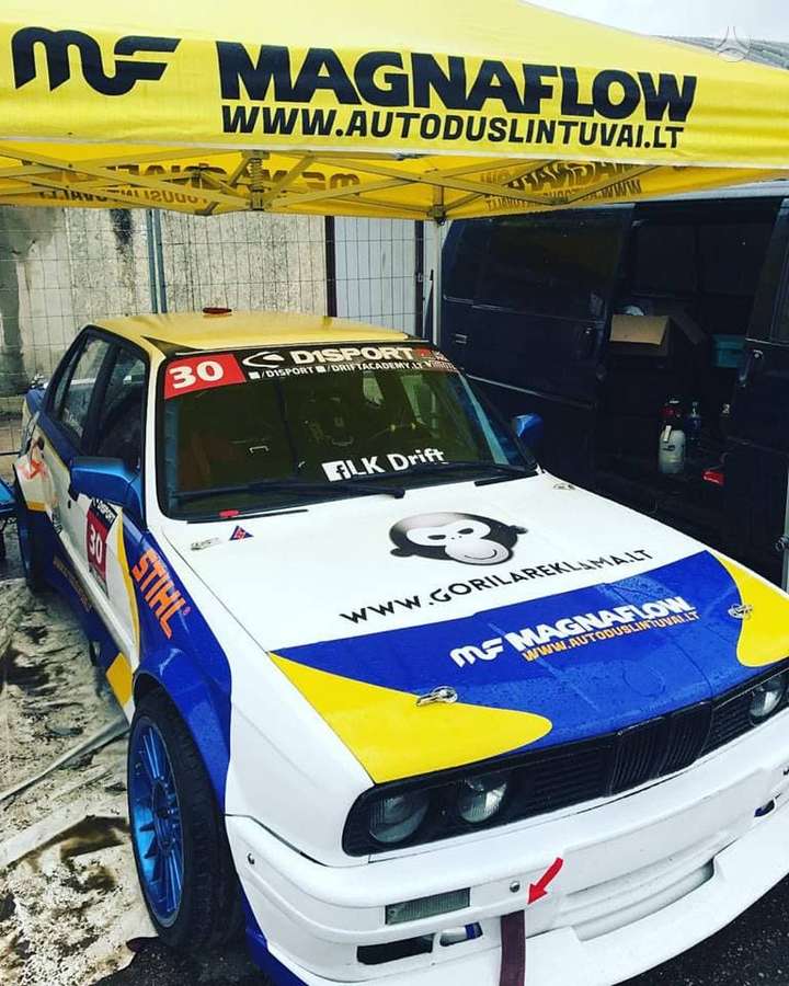 N1 bakelis