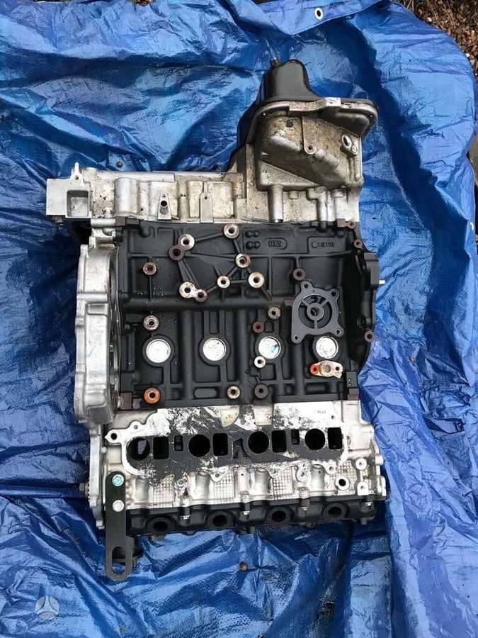 Nissan Navara, Ys23, variklio detalės