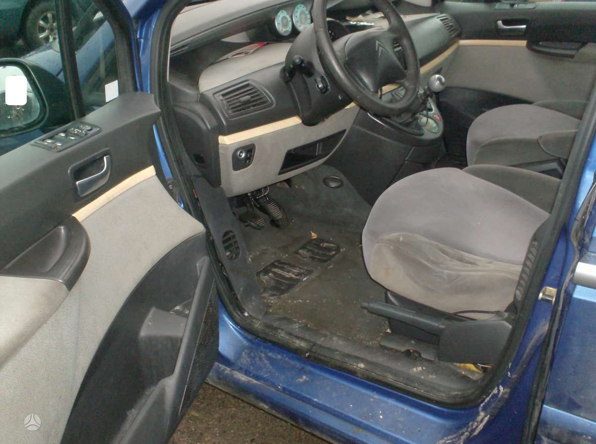 Citroen C8