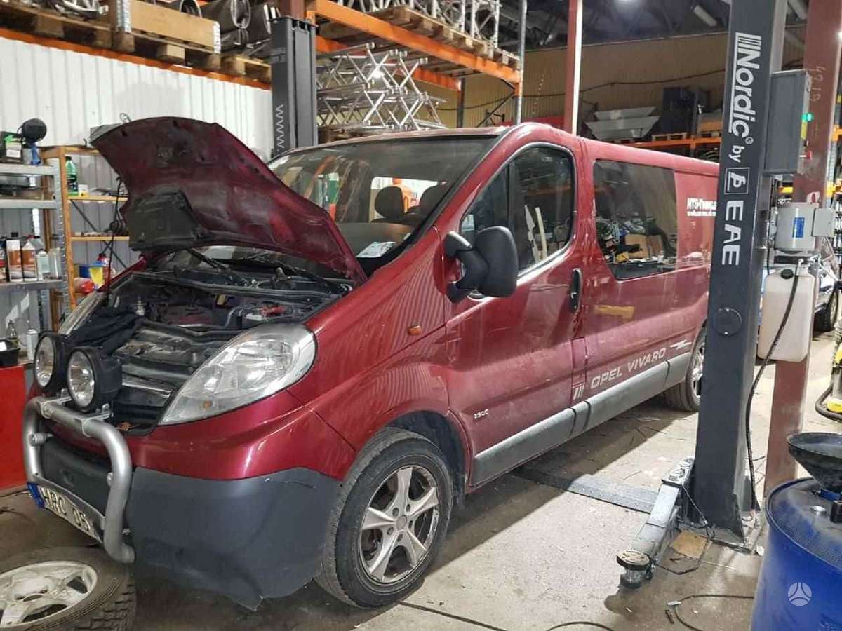 Opel Vivaro, pasažieru mikroautobuss