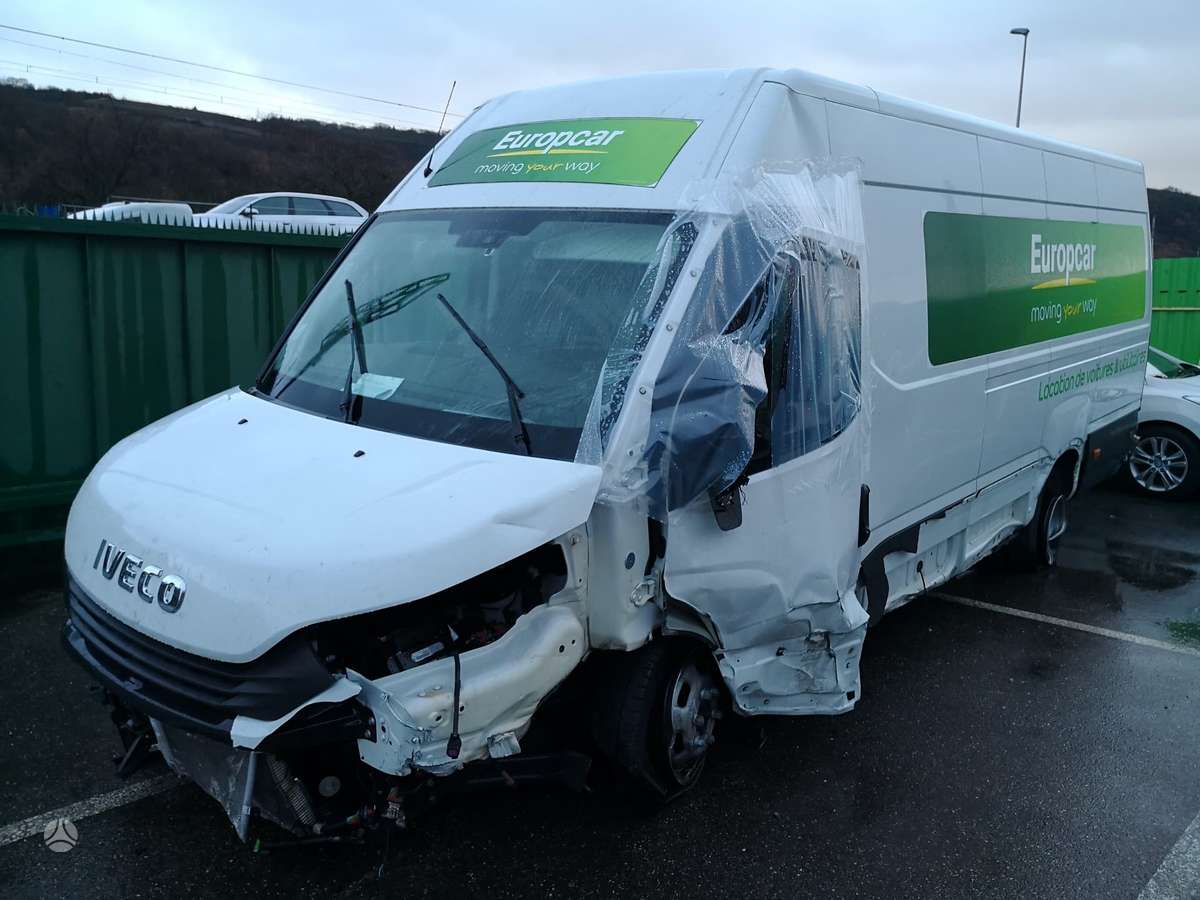 Iveco Daily, preču