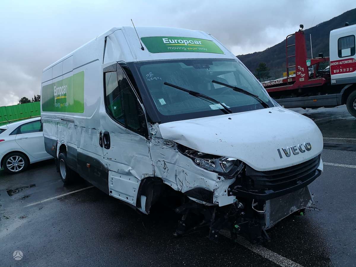 Iveco Daily, preču