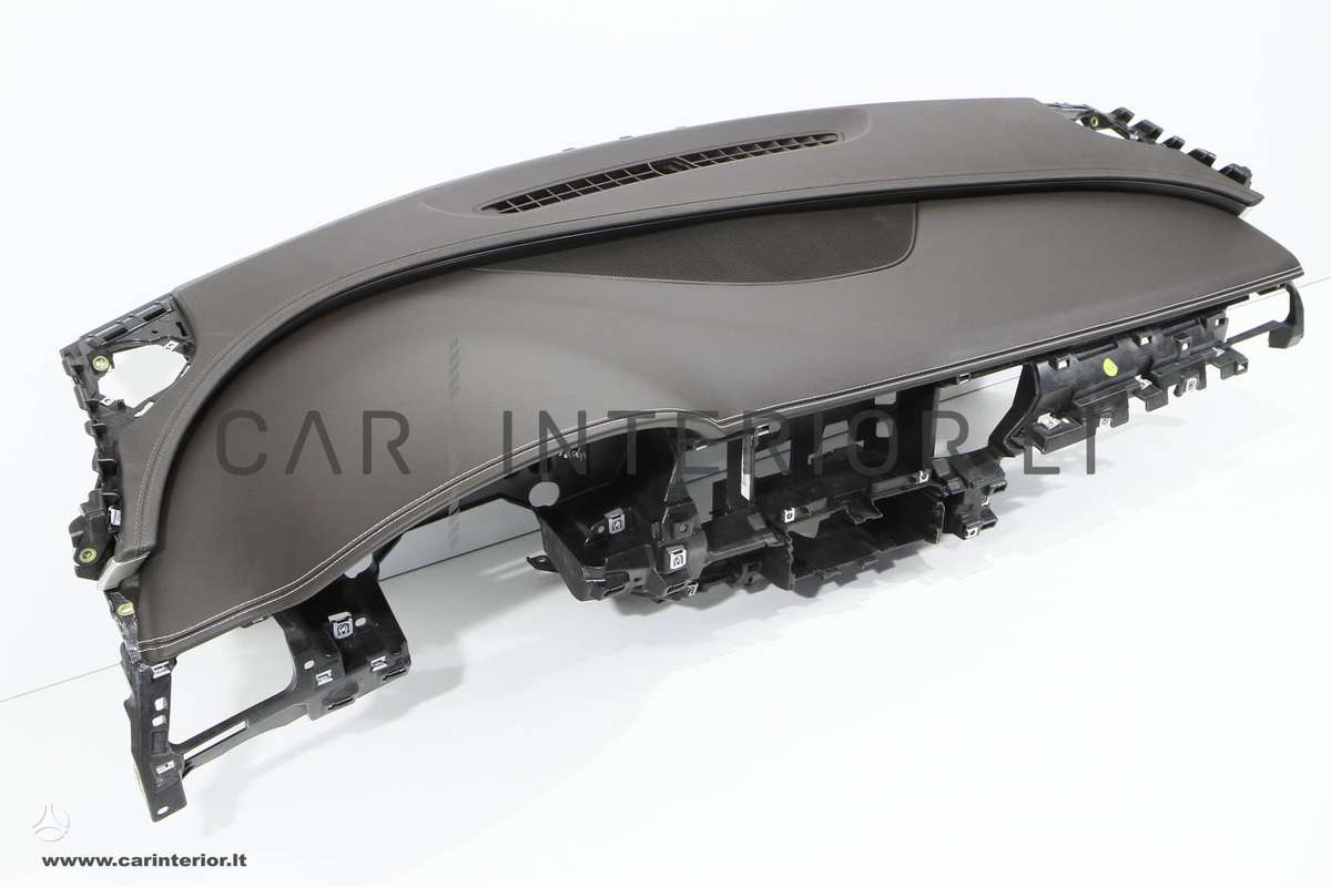 Audi A8 детали салона